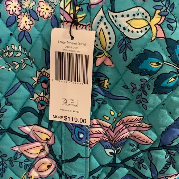 ‼️FIRM‼️ NWT Vera Bradley large duffel bag peacock garden - Picture 2 of 8